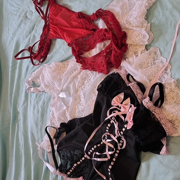 MYSTERY 3 Piece LINGERIE BUNDLE - Picture 1 of 7